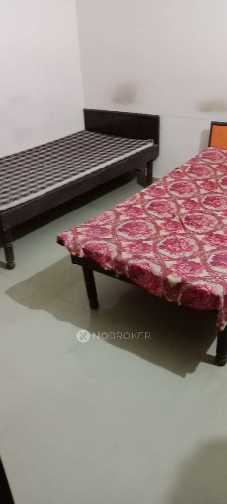 PG for Boys in Sector 68 