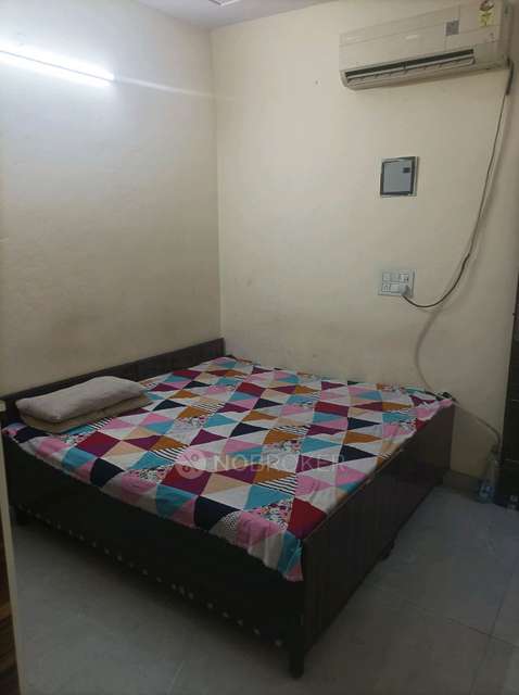 Shared Room for Male In 2 BHK  In Rohini