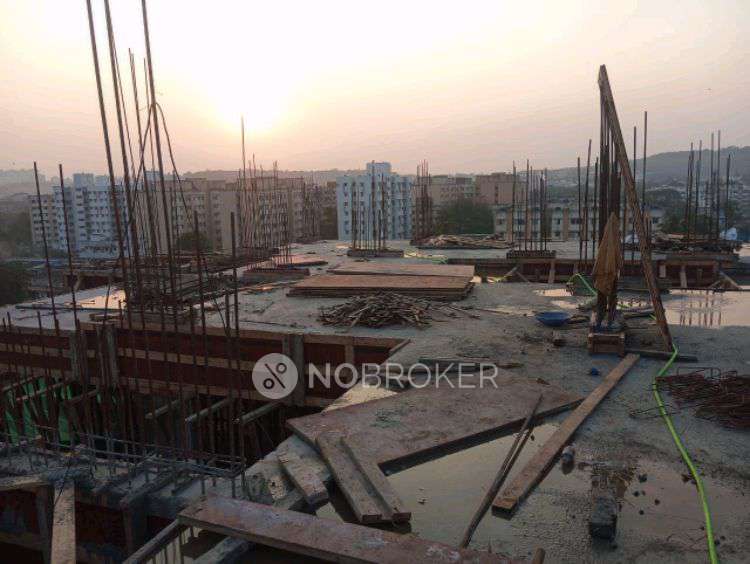 2 BHK Flat In Bhujbal Valay For Sale  In Hadapsar