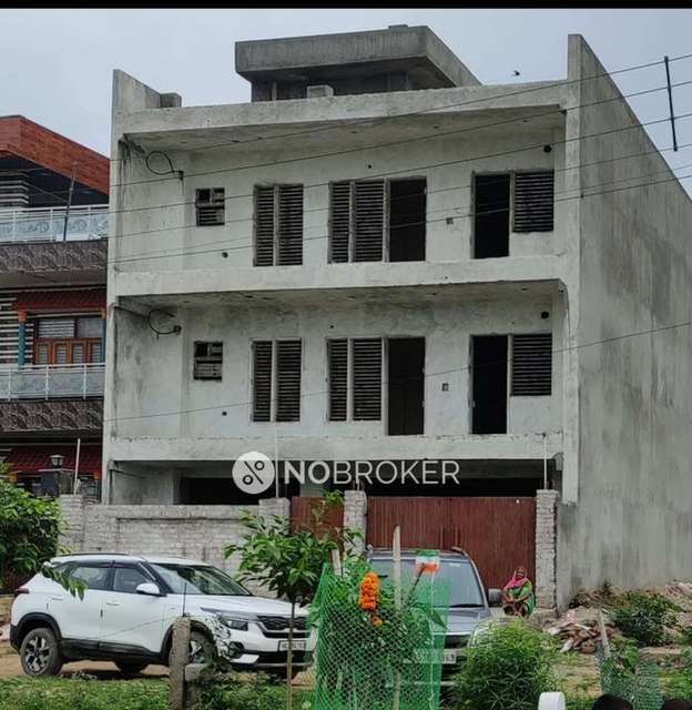 3 BHK House for Rent  In Sector 56