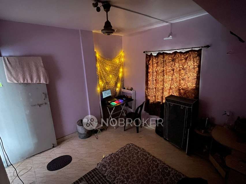 Shared Room for Male In 1 BHK  In Dropadi Apartment In Kothrud