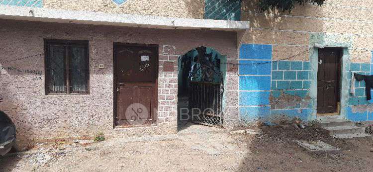 4+ BHK House For Sale  In Hafeezpet