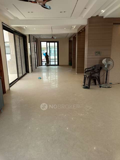 3 BHK Flat In Amrapali Zodiac For Sale  In Sector 120