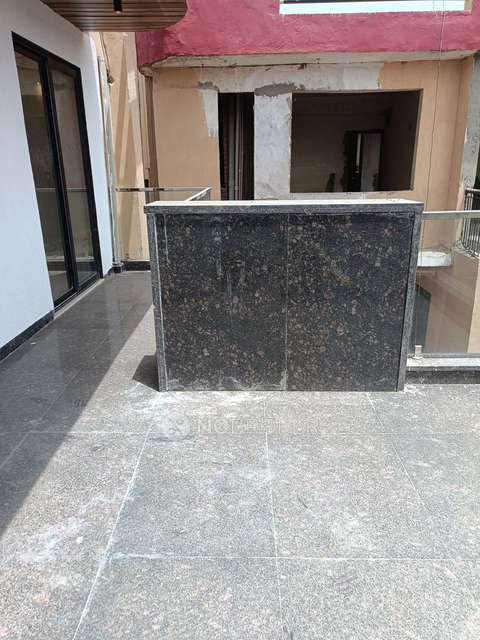 3 BHK Flat In Amrapali Zodiac For Sale  In Sector 120