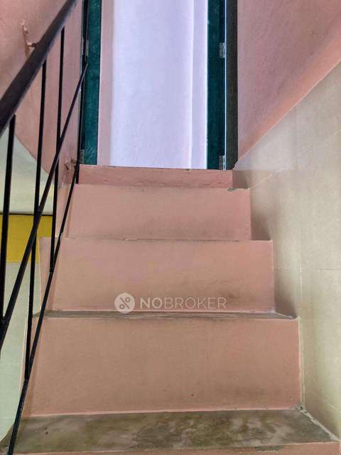 2 BHK House For Sale  In Kandivali West
