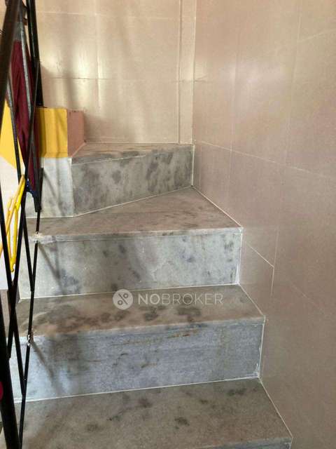 2 BHK House For Sale  In Kandivali West