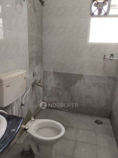 3 BHK Flat In The Royal Castle  For Sale  In Thirumudivakkam