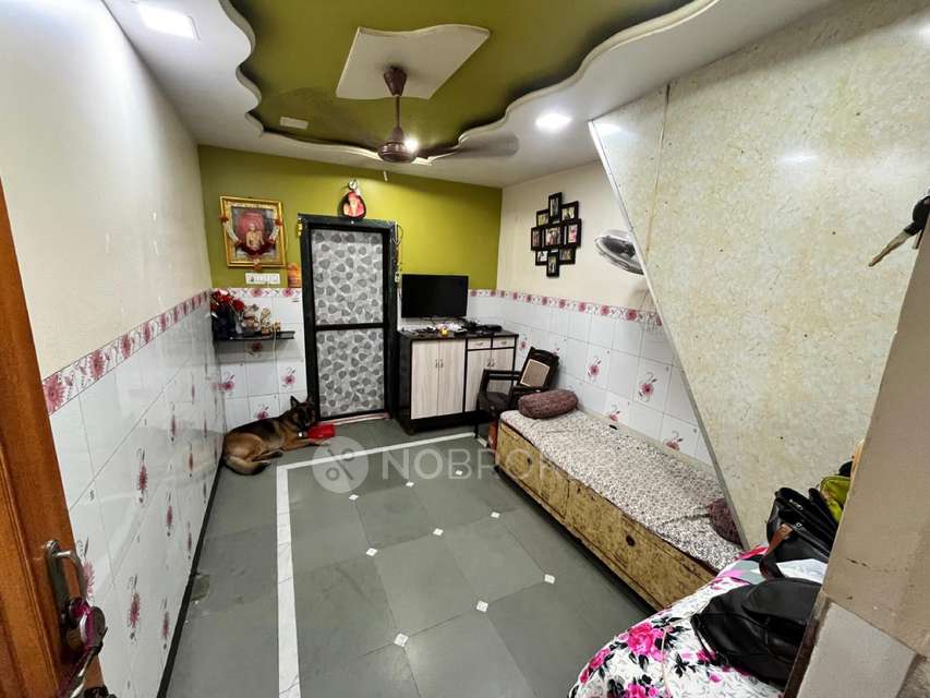 1 BHK Flat In Priyadarshani Chs  For Sale  In Thane West