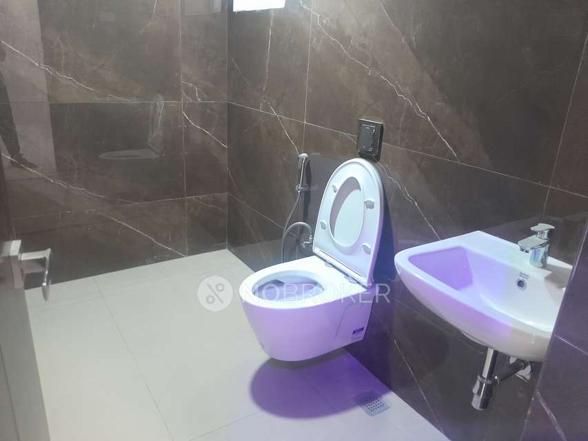 3 BHK Flat In Hallmark Sunnyside For Sale  In Manchirevula