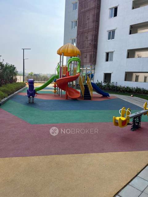 3 BHK Flat In Hallmark Sunnyside For Sale  In Manchirevula