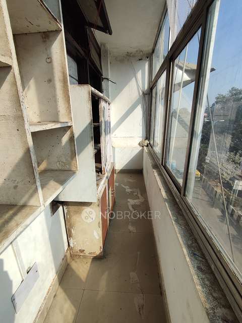 2 BHK Flat In Standalone Building  For Sale  In East Of Kailash