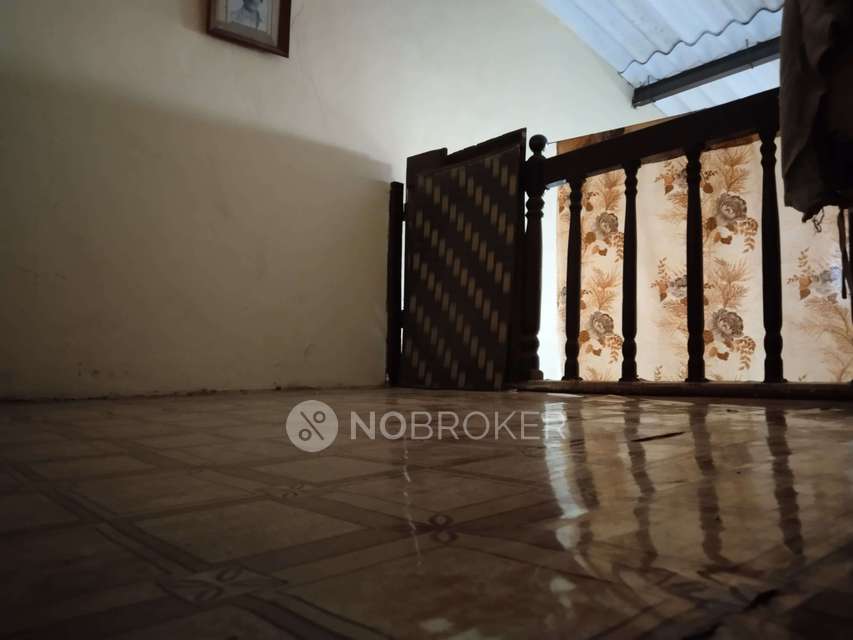 1 BHK Flat For Sale  In Gol Maidan Area