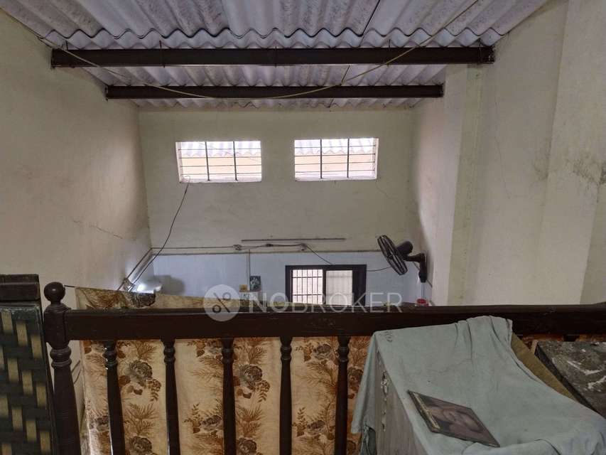 1 BHK Flat For Sale  In Gol Maidan Area