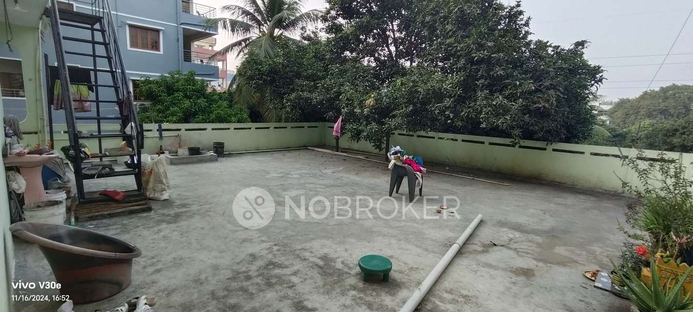 4+ BHK House For Sale  In Kukatpally