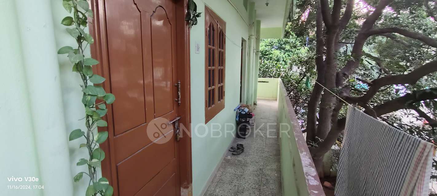 4+ BHK House For Sale  In Kukatpally