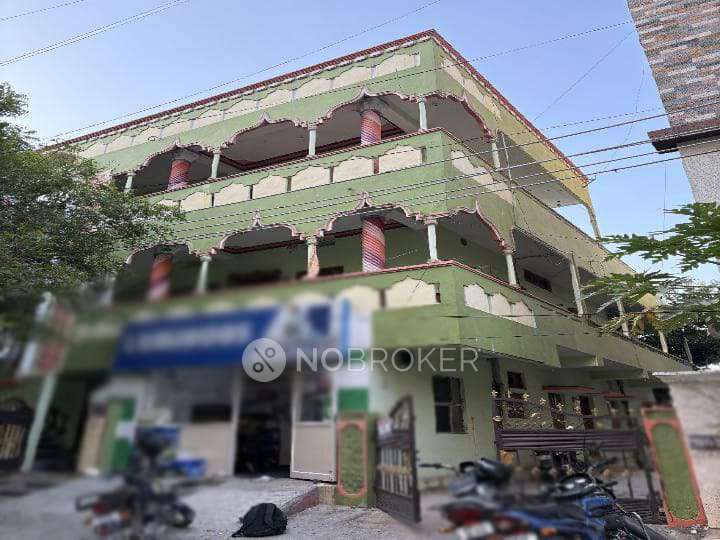 4+ BHK House For Sale  In Kukatpally