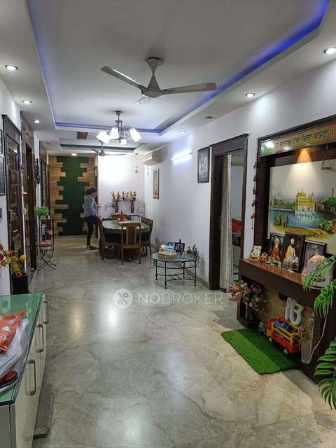 4 BHK Flat In Sb For Sale  In  Pitampura