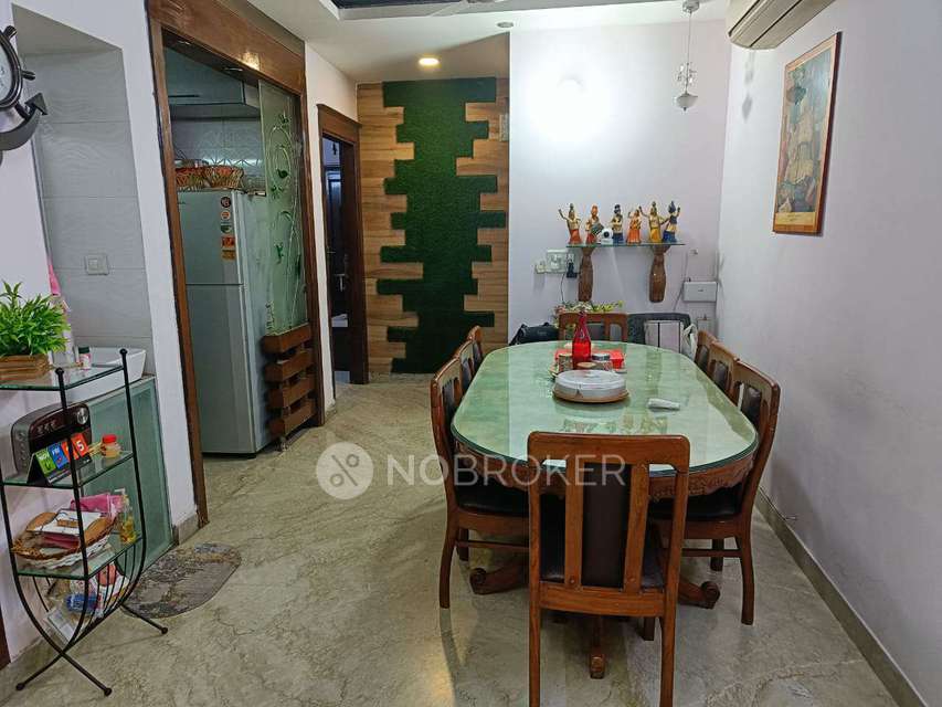 4 BHK Flat In Sb For Sale  In  Pitampura