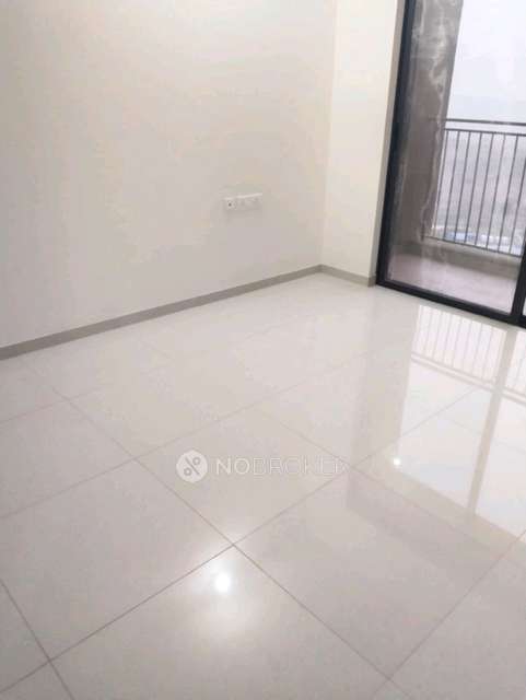 1 BHK Flat In Yahavi  For Sale  In Oxford Golf Resort