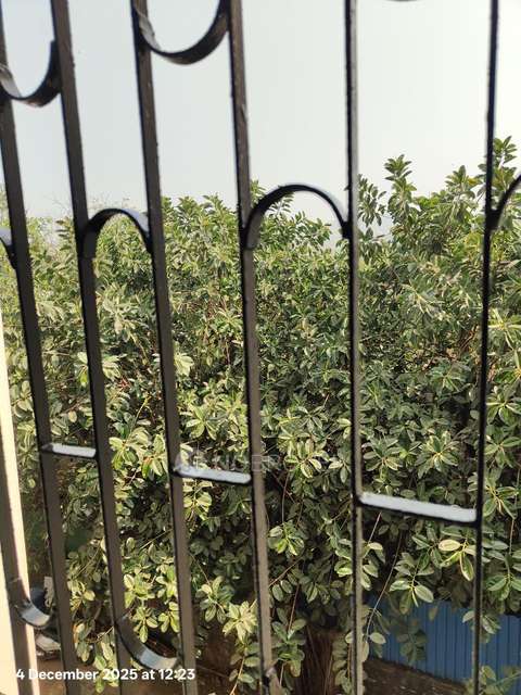 2 BHK Flat In Basantdoordarshan Emp. Chs Ltd For Sale  In Goregaon East