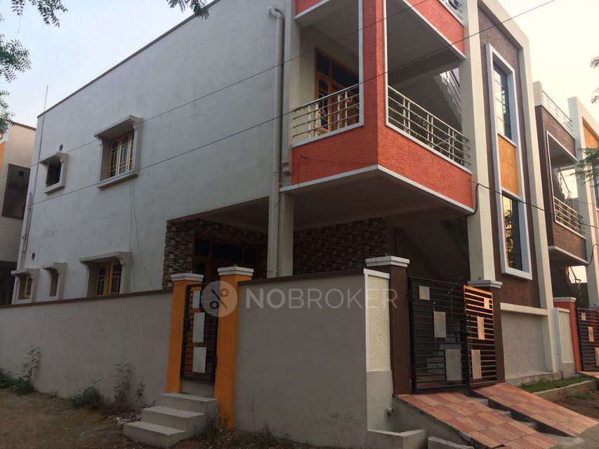 2 BHK House for Rent  In Medipalli