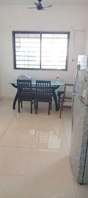 Shared Room for Female In 2 BHK  In J Building Cosmos In Magarpatta City Cosmos