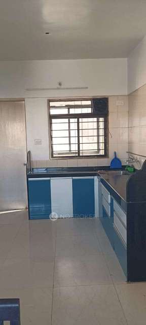 Shared Room for Female In 2 BHK  In J Building Cosmos In Magarpatta City Cosmos