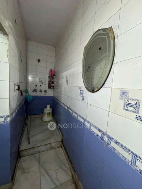 2 BHK House For Sale  In Tagore Garden, Najafgarh Rd, Block Bf, Rajouri Garden Extension, Rajouri Garden, New Delhi, Delhi, 110027, India