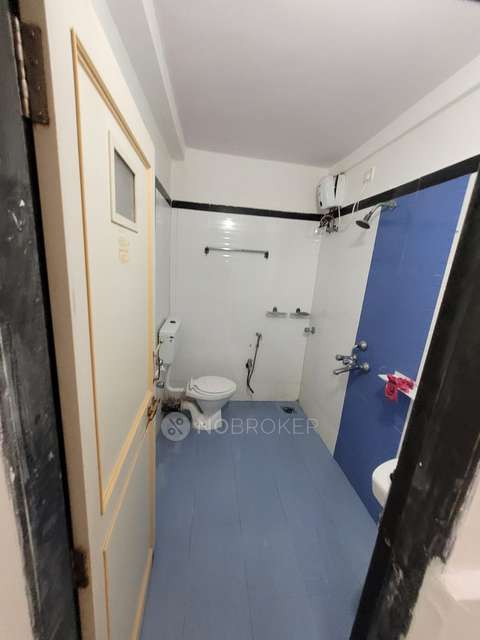 2 BHK Flat In Dattakrupa Chs Borivali, Borivali West For Sale  In Borivali West