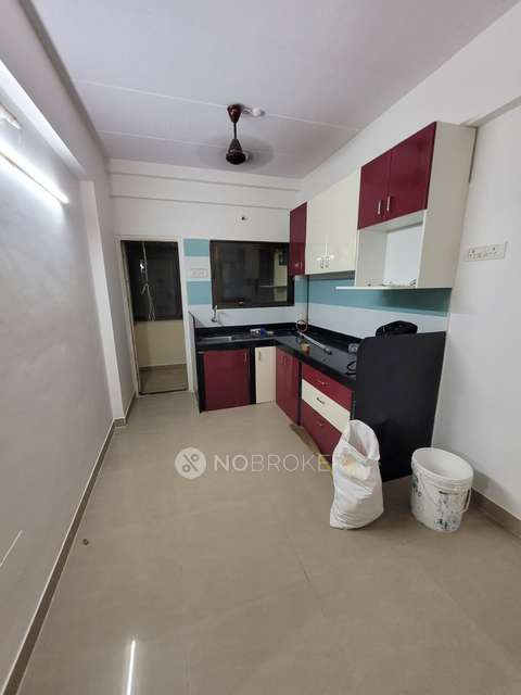 2 BHK Flat In Dattakrupa Chs Borivali, Borivali West For Sale  In Borivali West