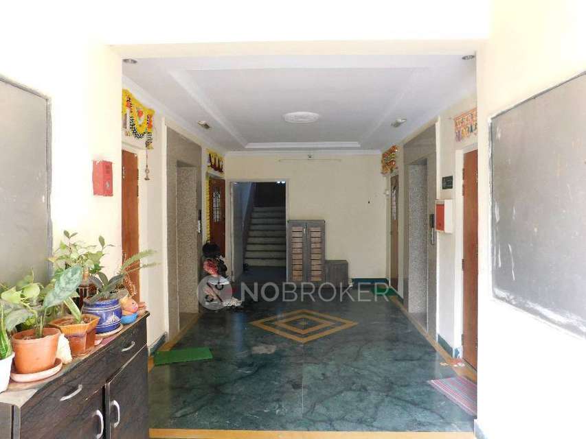 2 BHK Flat In Dattakrupa Chs Borivali, Borivali West For Sale  In Borivali West