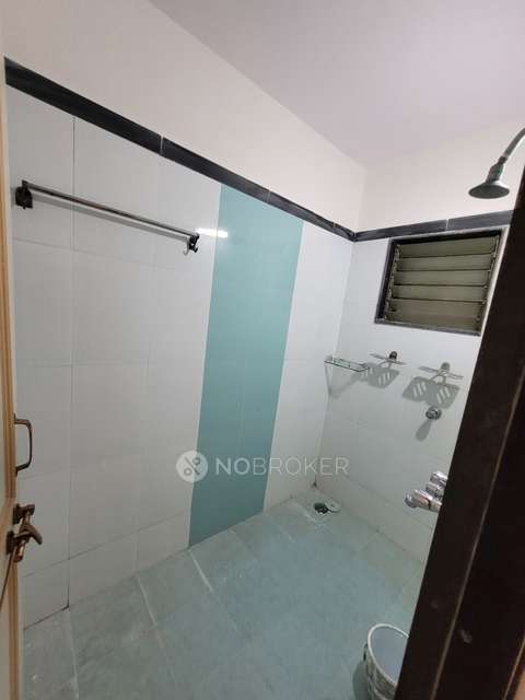 2 BHK Flat In Dattakrupa Chs Borivali, Borivali West For Sale  In Borivali West