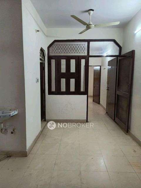 3 BHK Flat For Sale  In  East Of Kailash