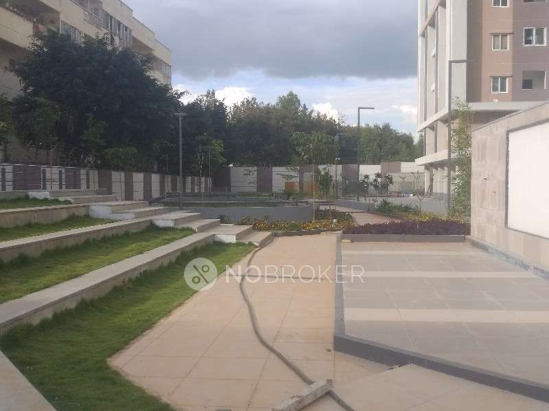 2 BHK Flat In Dsr Highland Greenz For Sale  In Chikanayakanahalli Village