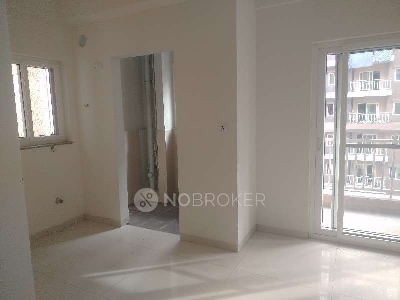 2 BHK Flat In Dsr Highland Greenz For Sale  In Chikanayakanahalli Village