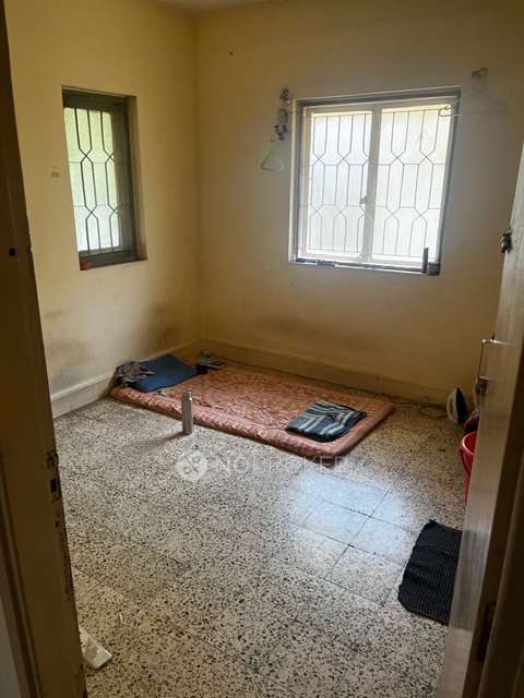 Shared Room for Male In 2 BHK  In Vrindavan Society In Vrindavan Society