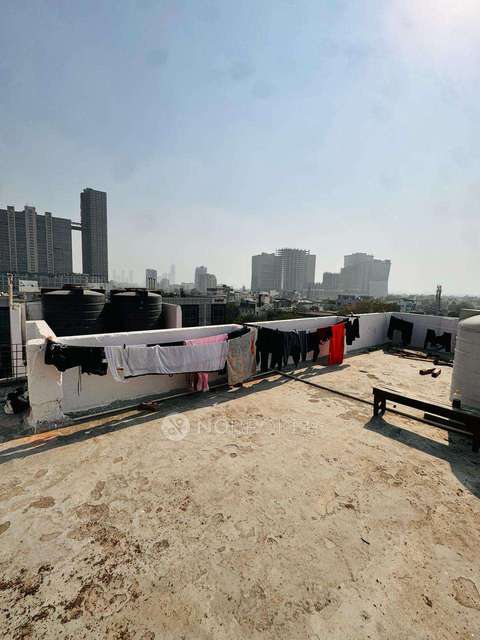 PG for Boys in Sector 15