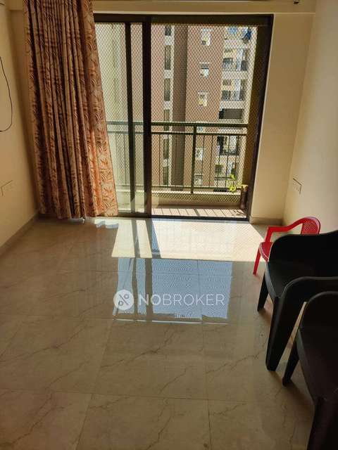 2 BHK Flat In Sunteck West World For Sale  In Naigaon East