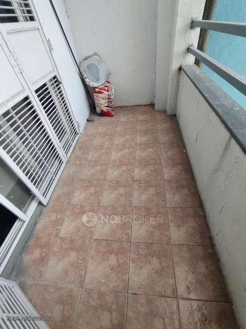 2 BHK Flat In Kumar Palms For Sale  In Kondhwa