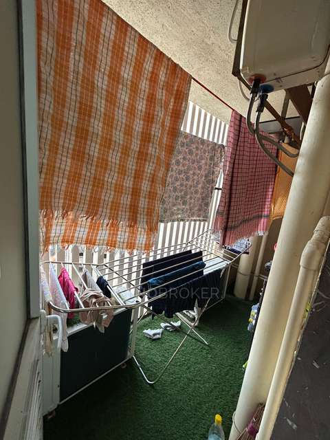 2 BHK Flat In Gabadia Heights For Sale  In Kandivali West