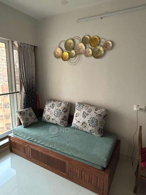 2 BHK Flat In Gabadia Heights For Sale  In Kandivali West
