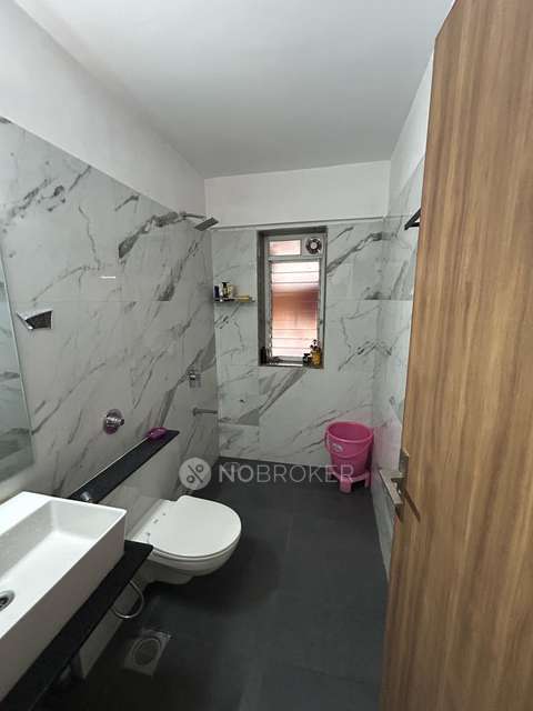 2 BHK Flat In Gabadia Heights For Sale  In Kandivali West