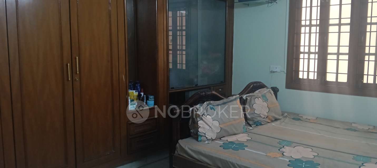 2 BHK Flat In Aakruthi Presidency,czech Colony For Sale  In Santh Nagar