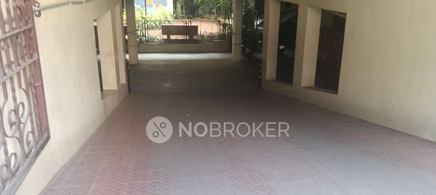 2 BHK Flat In Aakruthi Presidency,czech Colony For Sale  In Santh Nagar