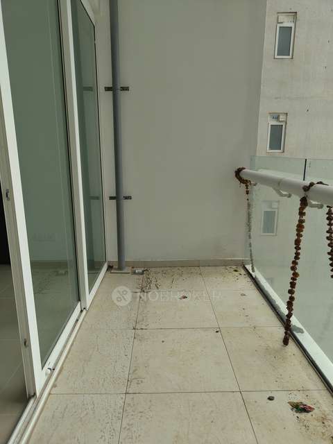 2 BHK Flat In Aliens Space Station For Sale  In Tellapur