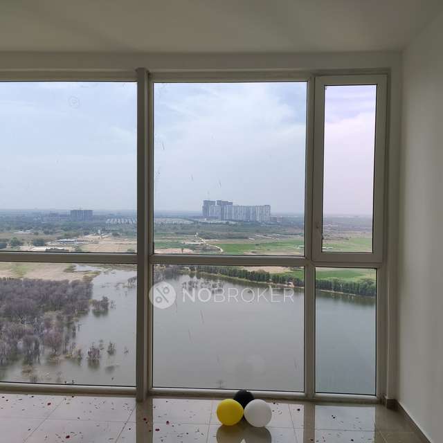 2 BHK Flat In Aliens Space Station For Sale  In Tellapur