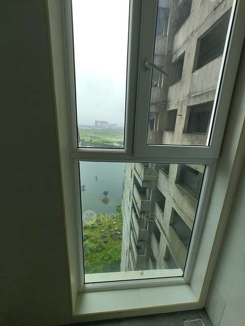 2 BHK Flat In Aliens Space Station For Sale  In Tellapur