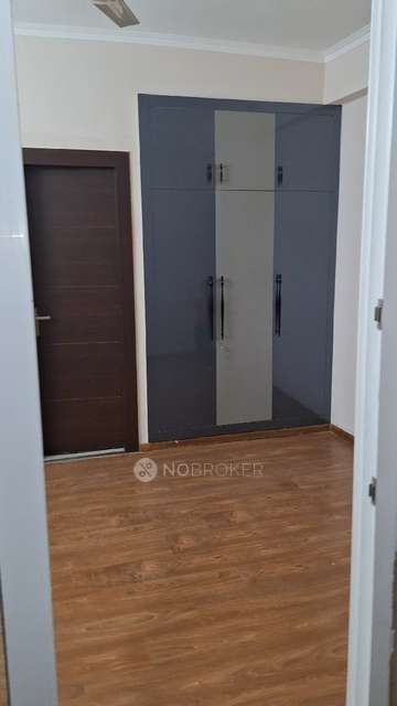 2 BHK Flat In Amrapali Golf Homes for Rent  In Sector 4