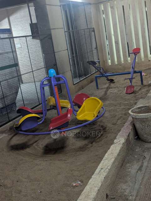 2 BHK Flat In Aditya Empress Heights, Shaikpet For Sale  In Shaikpet