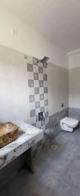 1 BHK Flat In Standalone Building  For Sale  In Katraj